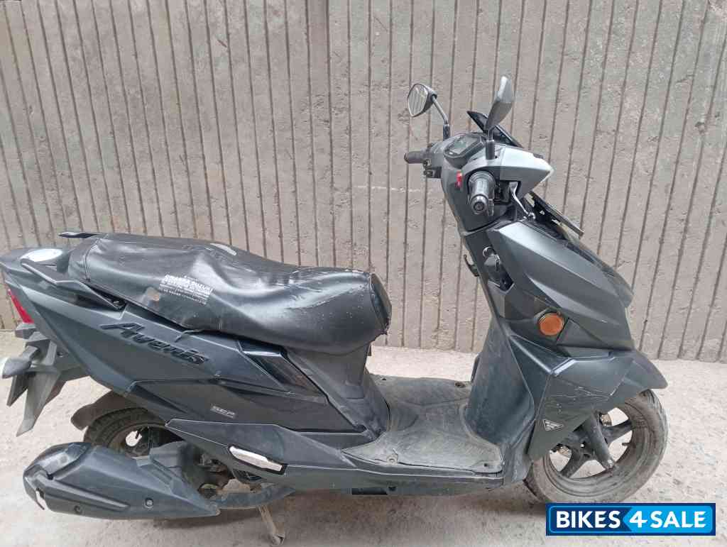 Mat Black Suzuki Avenis 125 Ride Connect Edition