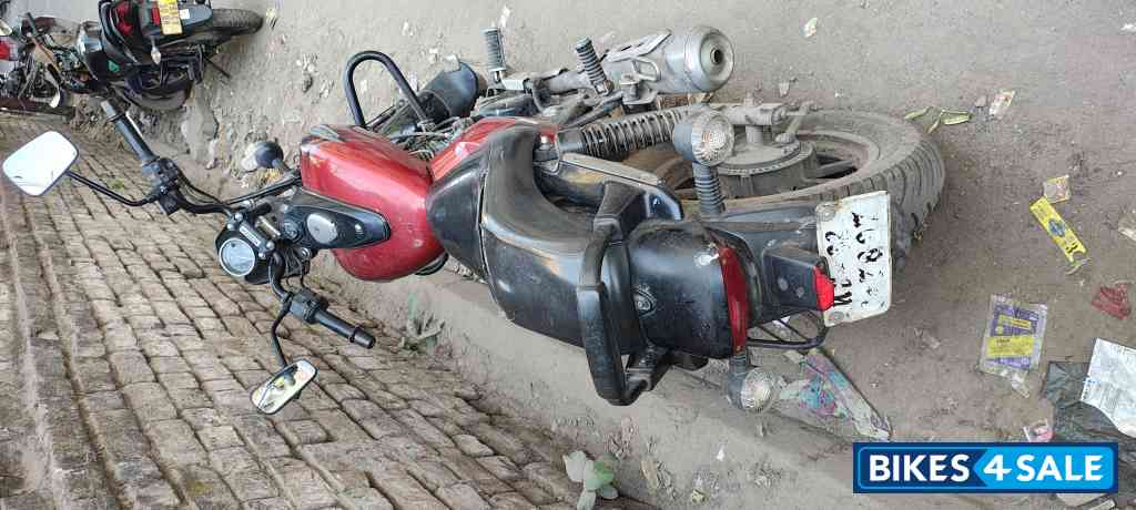 Bajaj Avenger Street 160