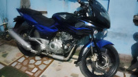 Bajaj Pulsar 220F