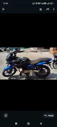 Bajaj Pulsar 220F