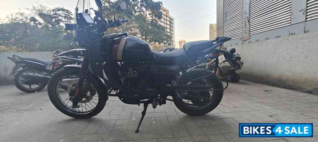 Yezdi Adventure Matte