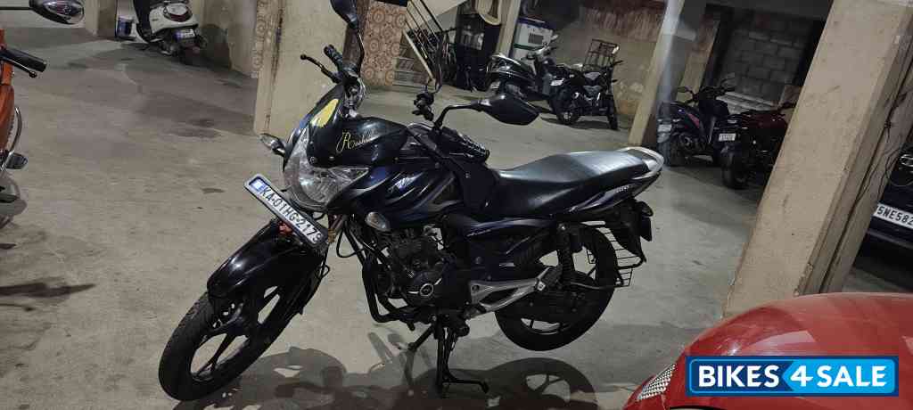 Blue And Black Bajaj Discover 100M Blue And Black Bajaj Discover 100M