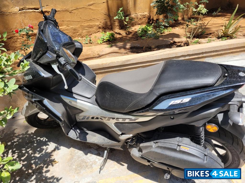 Metallic Black Yamaha Aerox 155
