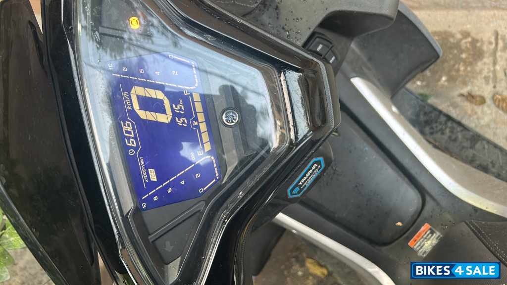 Metallic Black Yamaha Aerox 155