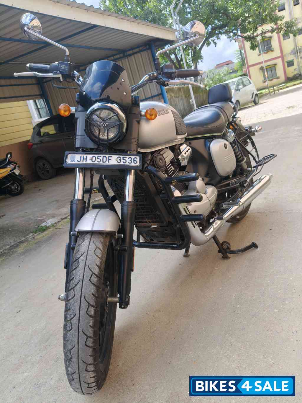 Yezdi Roadster Chrome Yezdi Roadster Chrome