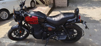 Royal Enfield Hunter 350 Metro