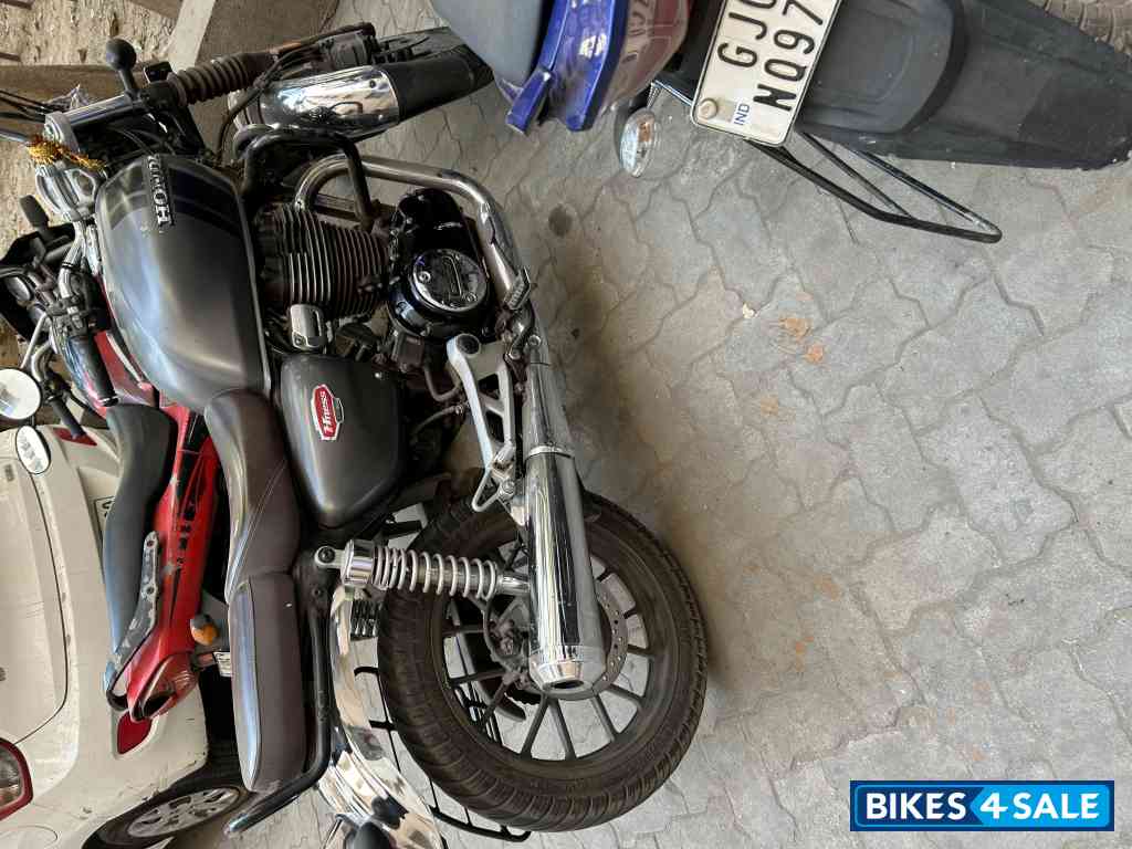 Honda Hness CB350 DLX