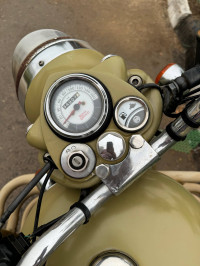 Desert Storm Royal Enfield Classic Desert Storm