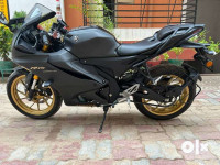 Mat Black Yamaha R15 V4
