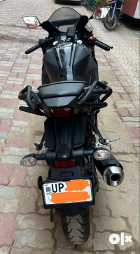 Mat Black Yamaha R15 V4