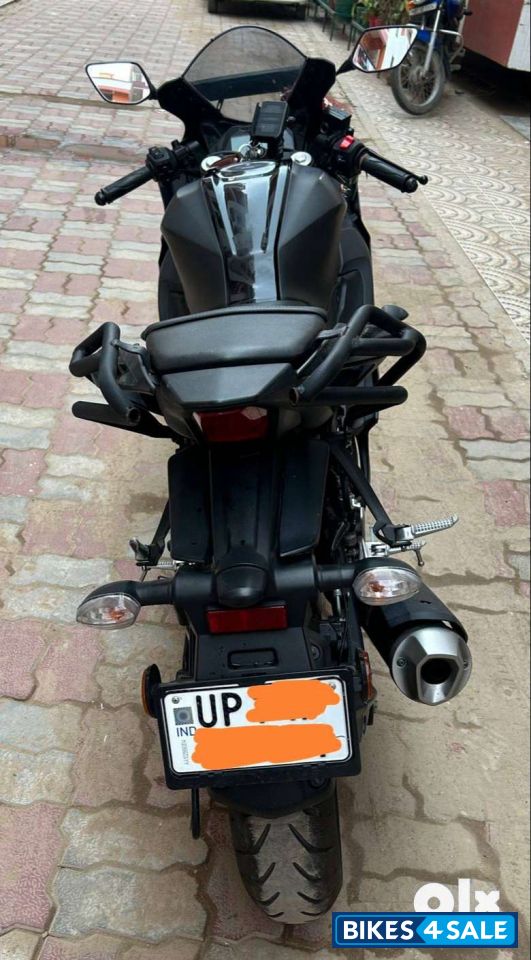 Mat Black Yamaha R15 V4