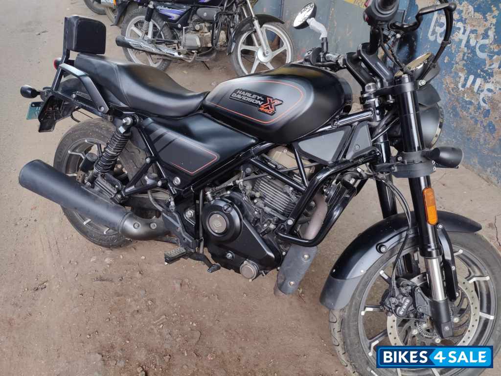 Black Harley Davidson X440 S