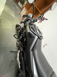 Husqvarna Svartpilen 250