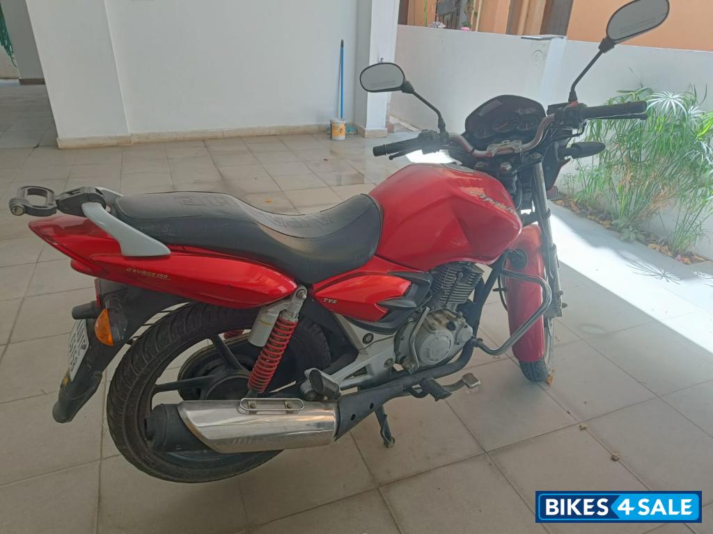 Red TVS Apache 150