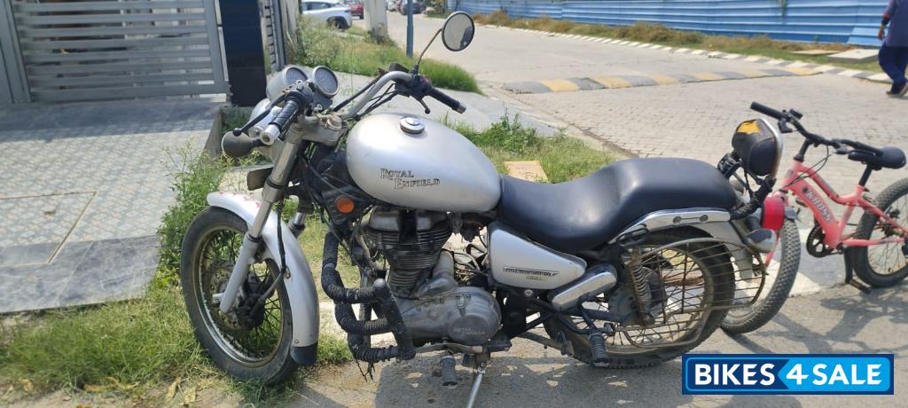 Royal Enfield Thunderbird