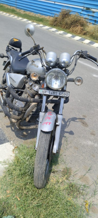 Royal Enfield Thunderbird