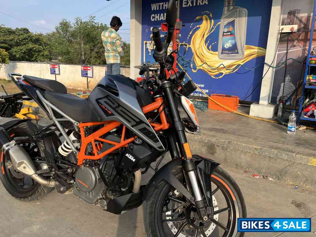 KTM Duke 250 2022