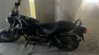 Bajaj Avenger Street 220