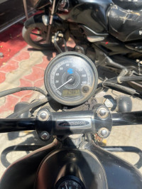 Bajaj Avenger Street 220