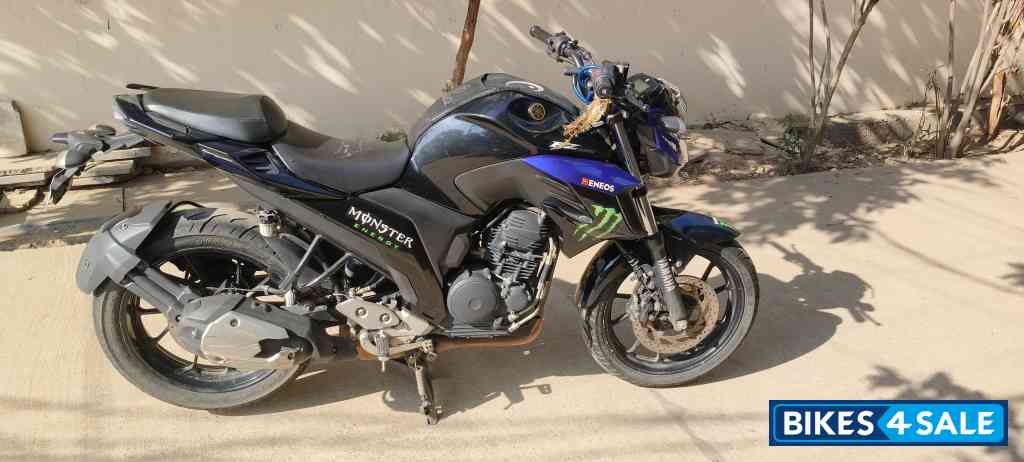 Yamaha FZS 25