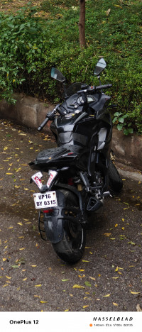 Bajaj Pulsar RS 200