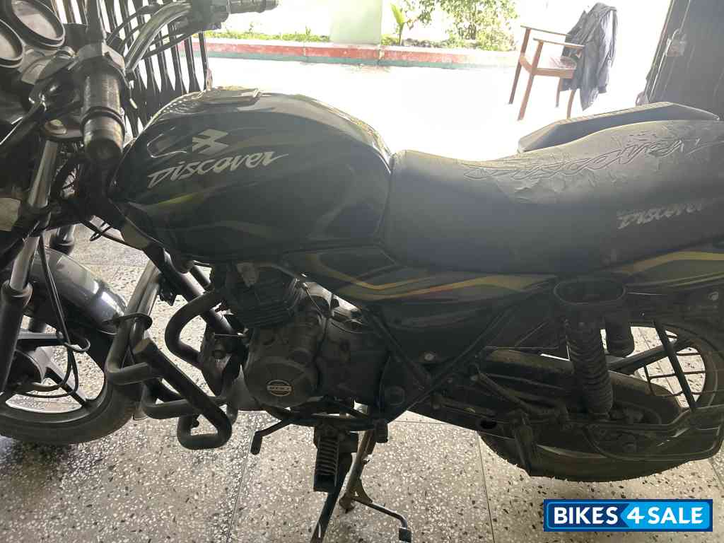 Bajaj Discover 125