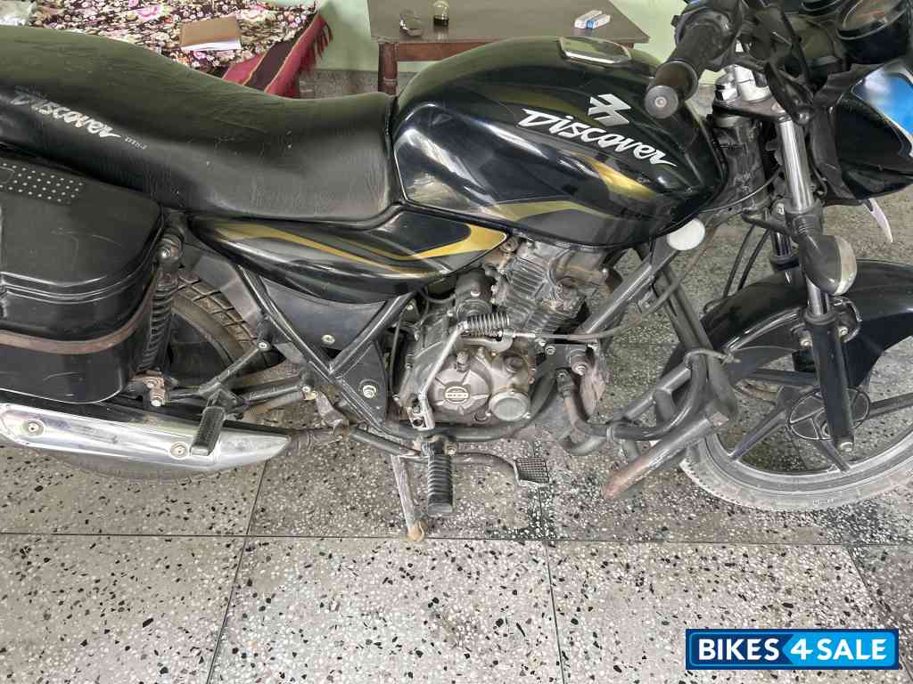 Bajaj Discover 125