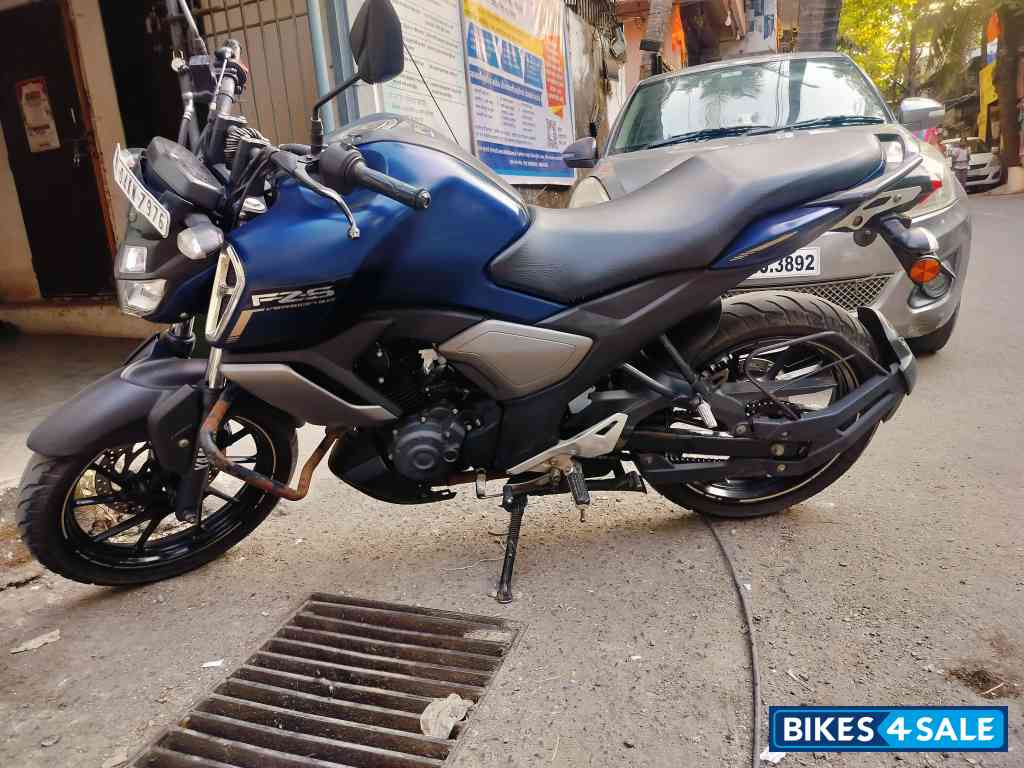 Yamaha FZ-S FI V3 BS6