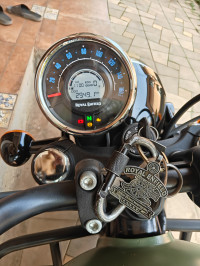 Olive Royal Enfield Meteor 350 Fireball