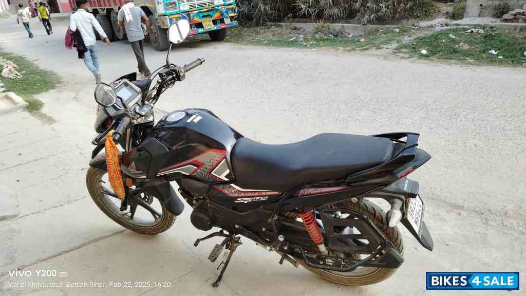 Black Honda SP125 Sports Edition
