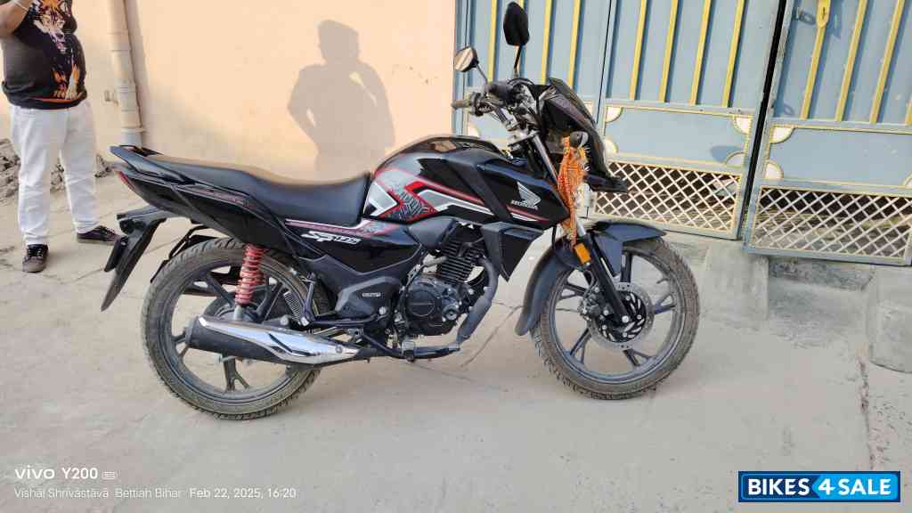 Black Honda SP125 Sports Edition