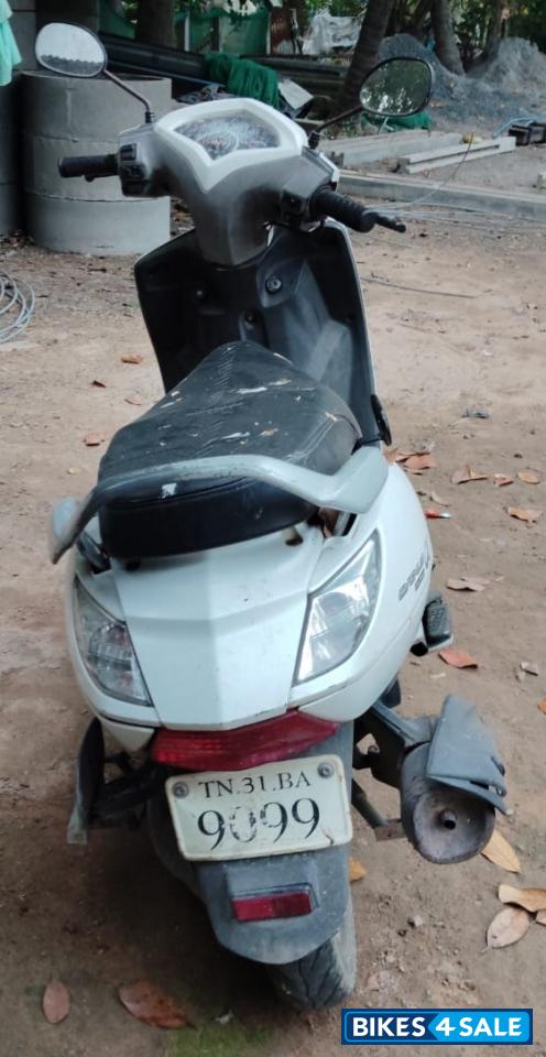 Milky White Yamaha Alpha