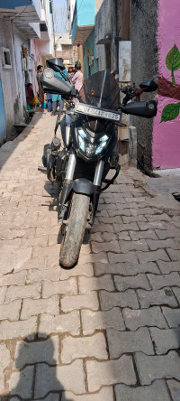 Black Bajaj Dominar 400 ABS BS6