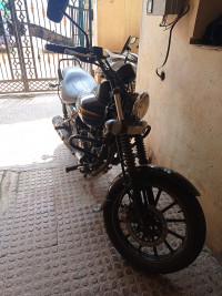 Bajaj Avenger Street 150