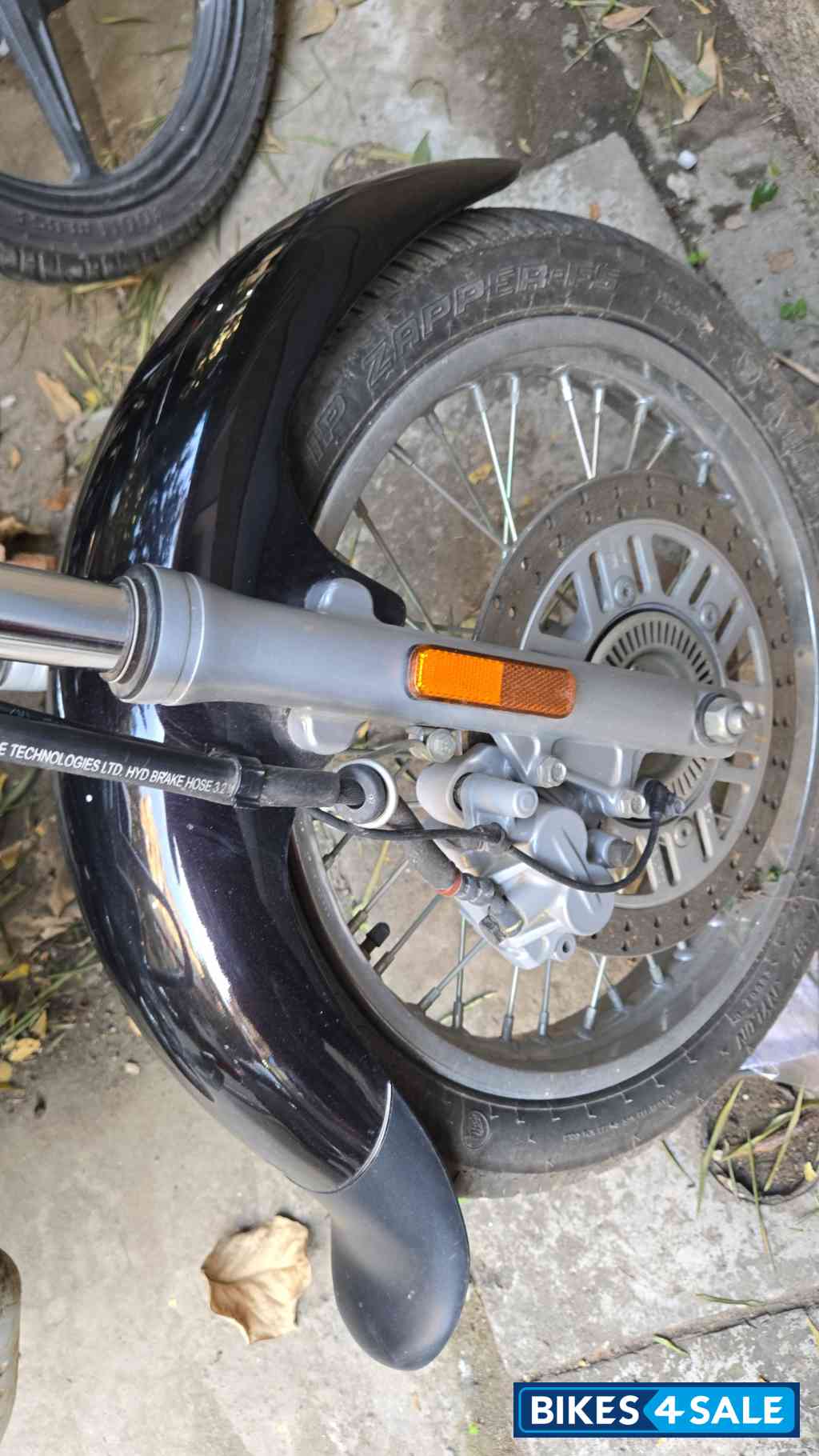 Black Bajaj Avenger Cruise 220 BS6