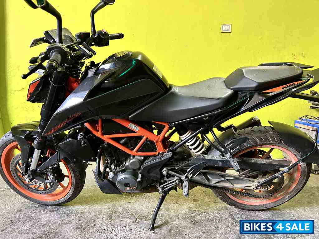 KTM Duke 390