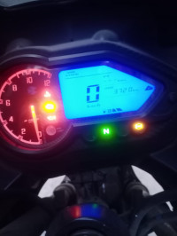 Bajaj Pulsar 220F