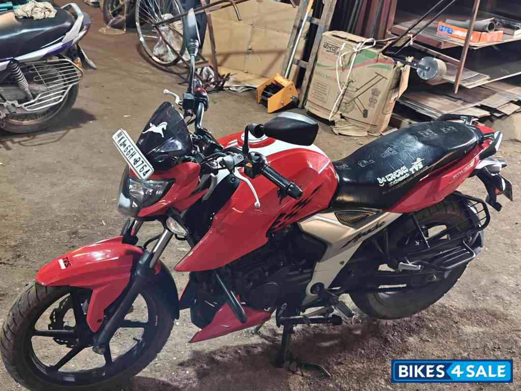 Racing Red TVS Apache RTR 160 4V