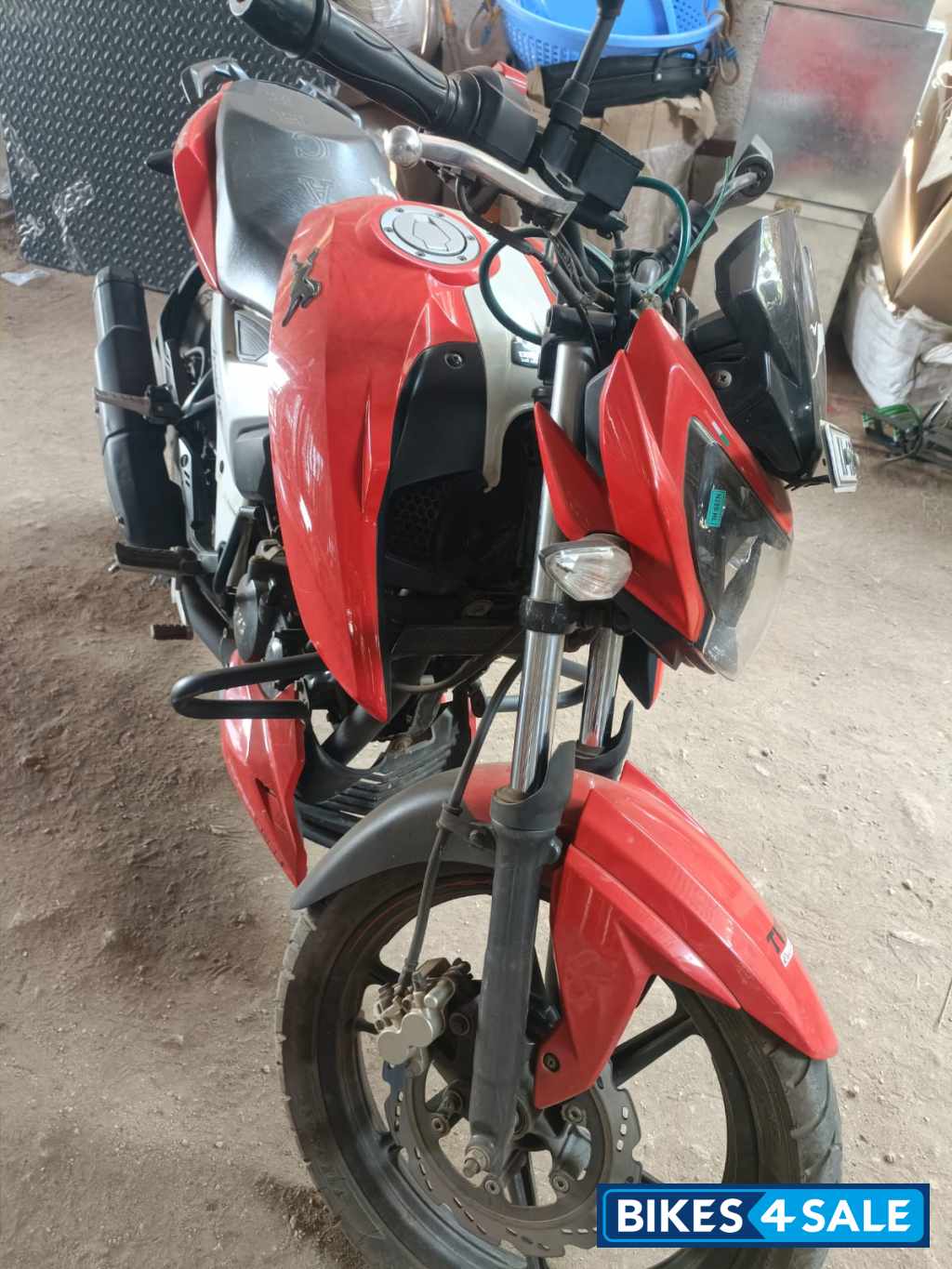 Racing Red TVS Apache RTR 160 4V