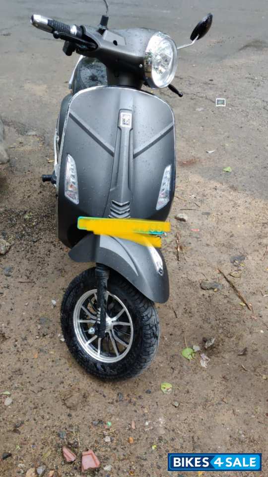 Grey Pure EV epluto 7G