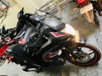 Black Suzuki Gixxer SF