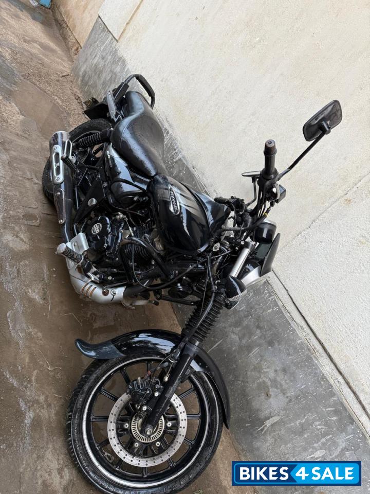 Bajaj Avenger Street 160 BS6