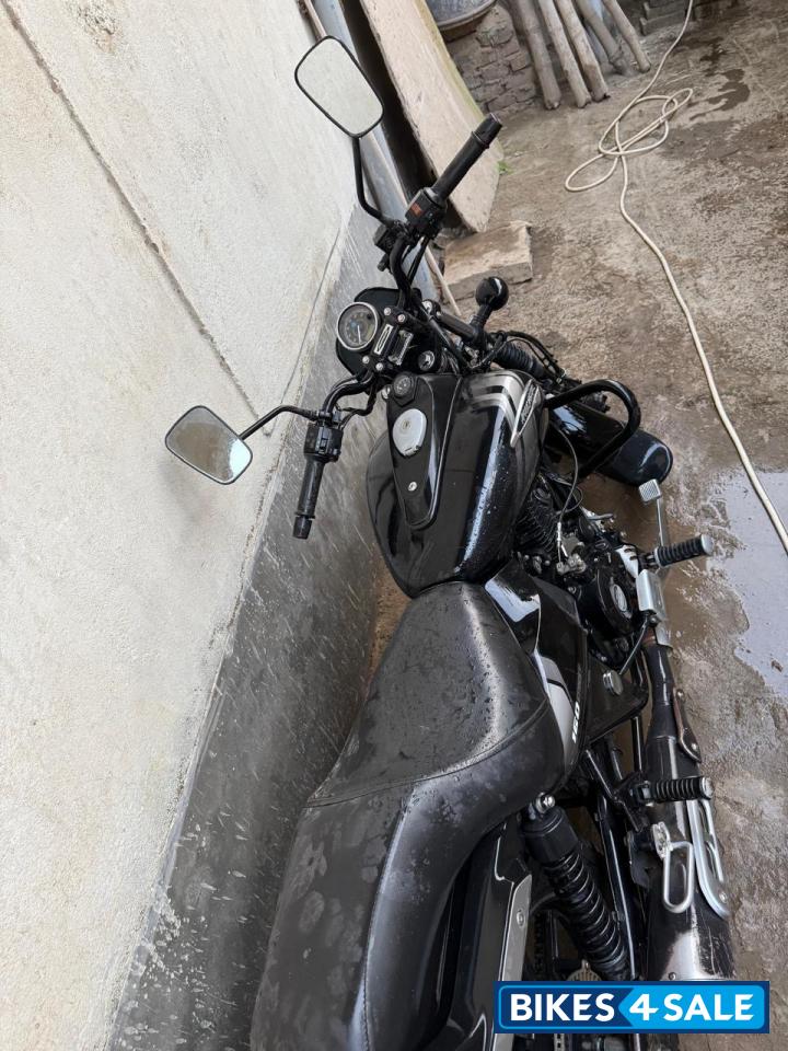 Bajaj Avenger Street 160 BS6