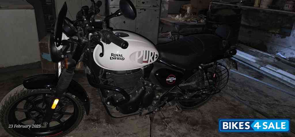 Royal Enfield Hunter 350 Metro