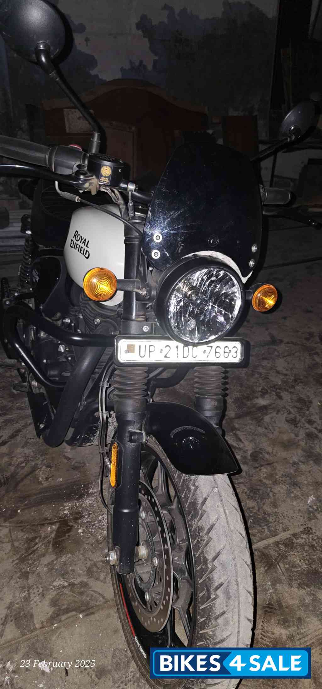 Royal Enfield Hunter 350 Metro