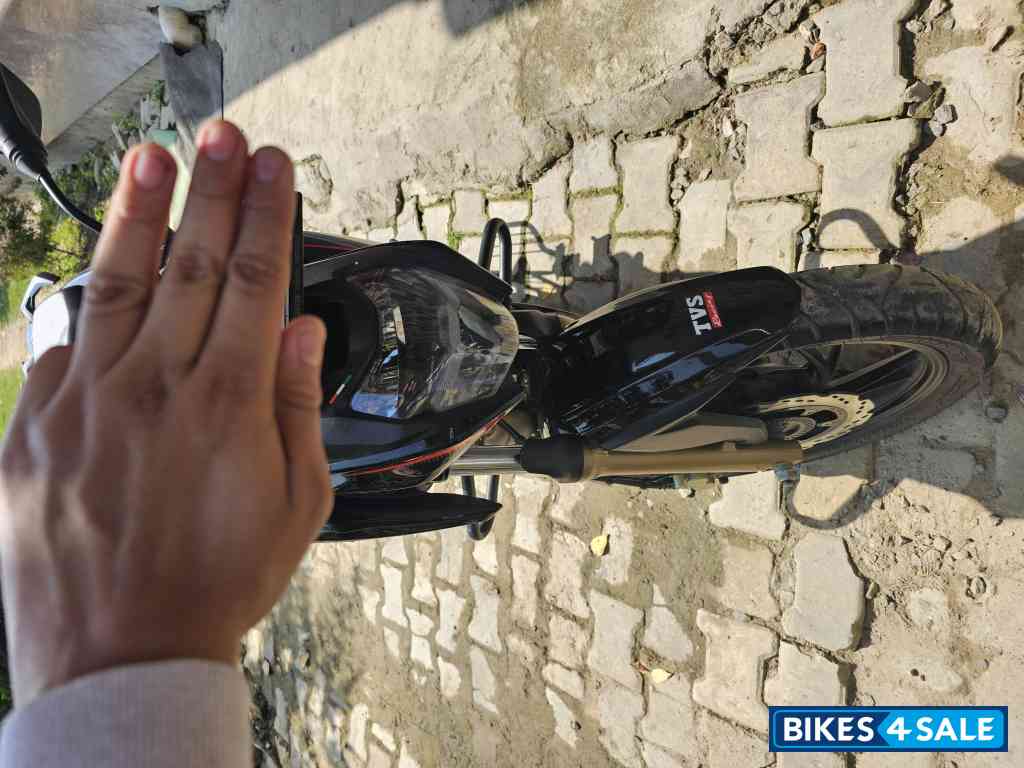 TVS Apache RTR 200 4V ABS