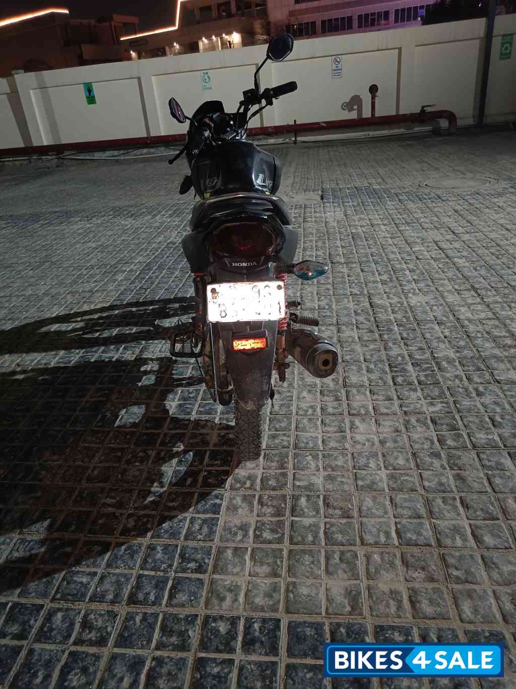 Gray Honda Livo Disc