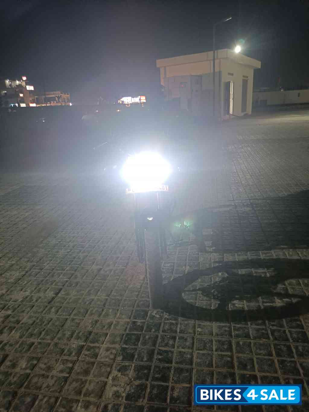 Gray Honda Livo Disc