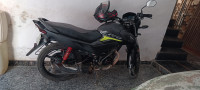 Gray Honda Livo Disc