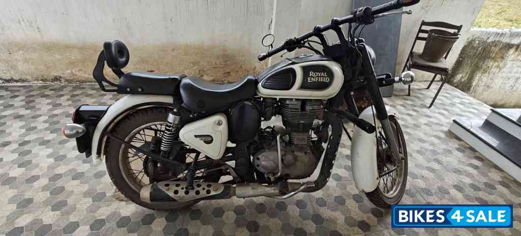 Royal Enfield Classic 350